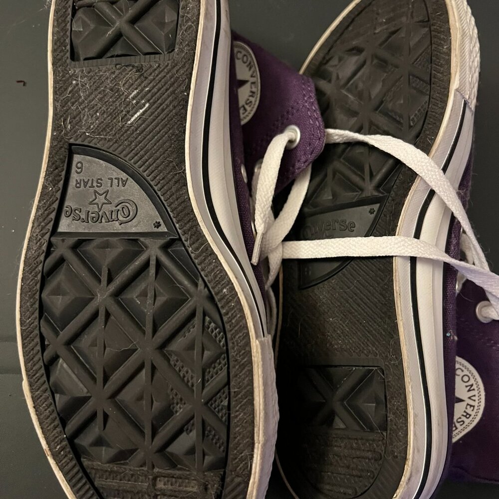 NW Purple Converse hightops women's Sz 9 - Picture 3 of 5